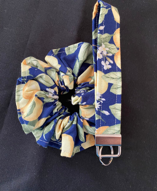 Lemon scrunchie with matching keychain