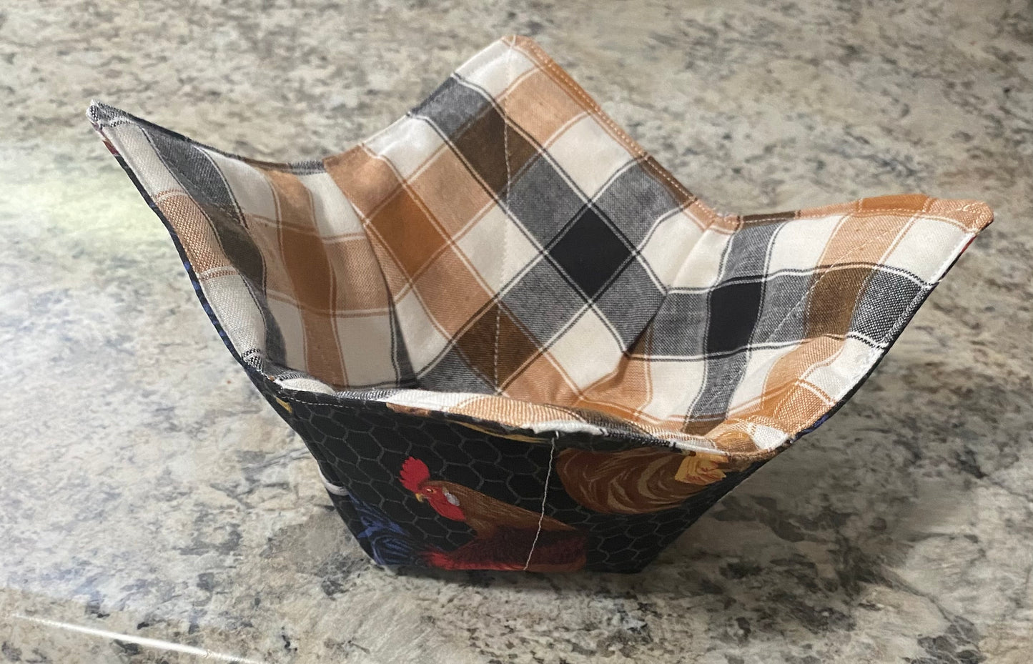 Reversible chicken/plaid print bowl cozy