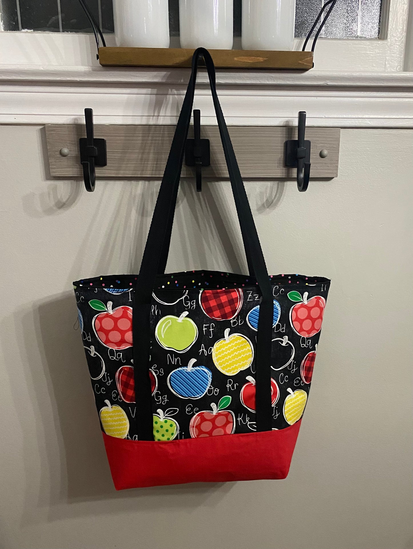 Apple print tote bag