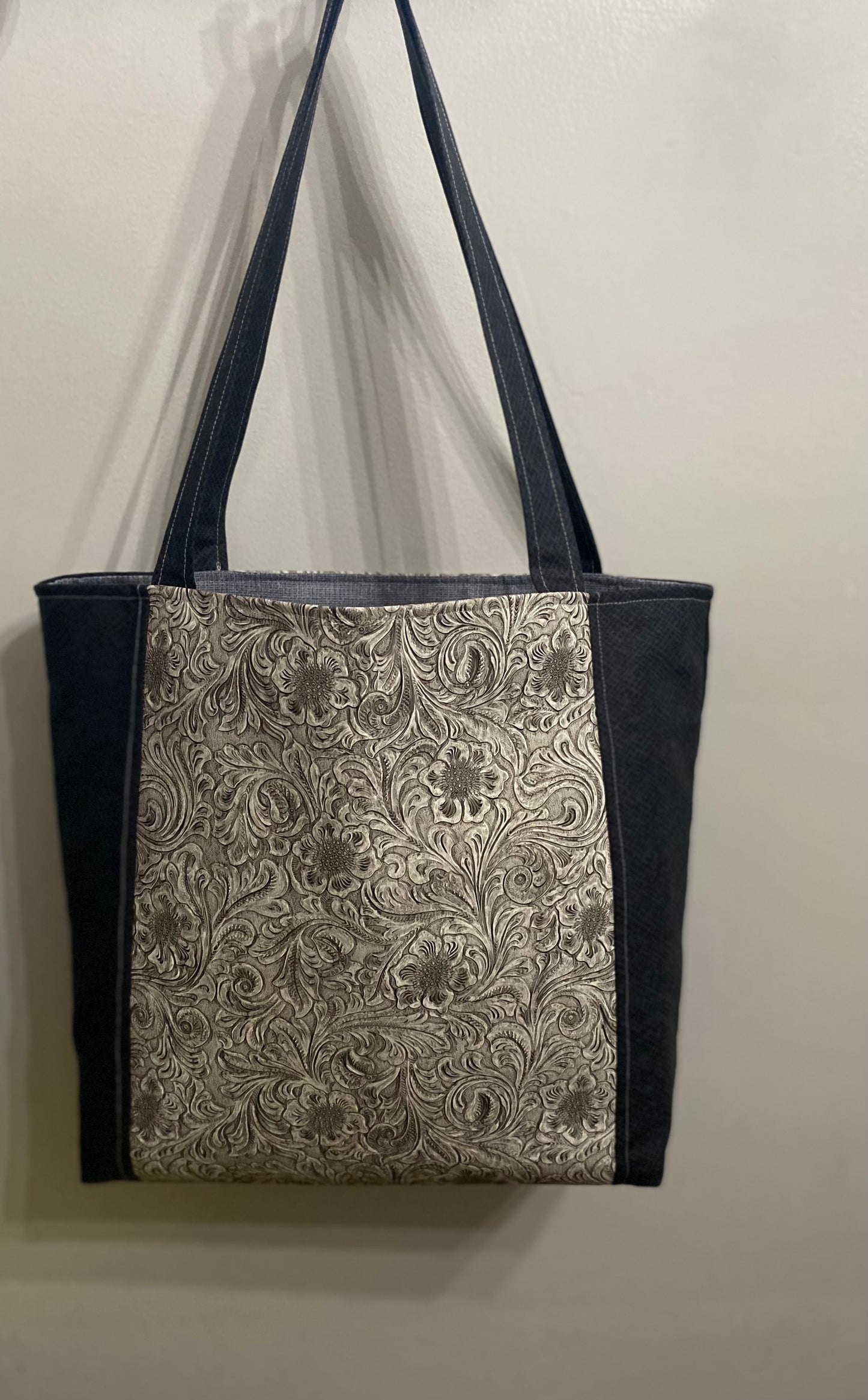 Floral faux leather/cotton fabric tote bag